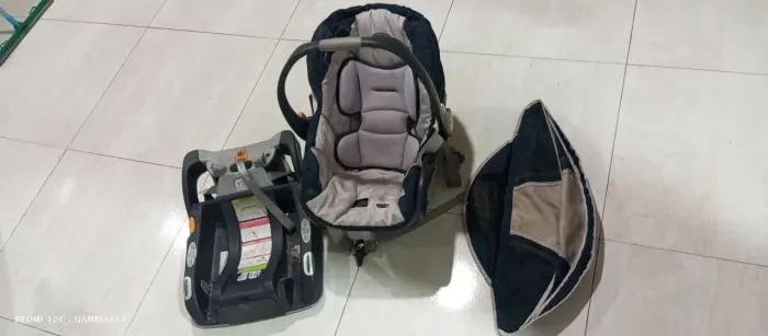 Bebê conforto $100 pra vender logo ( * )