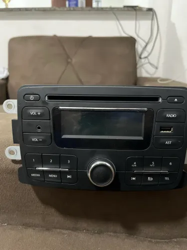 Rádio Multimídia Sandero