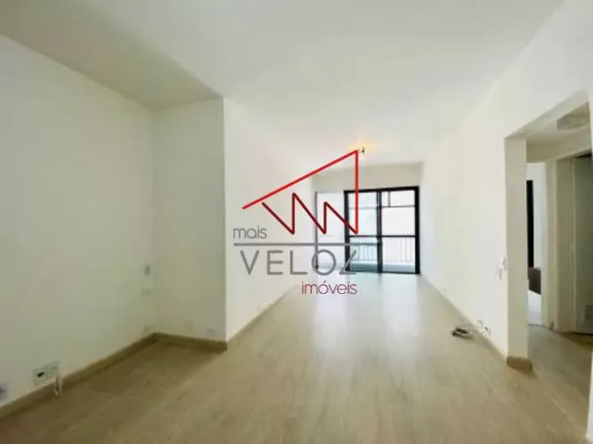 Apartamento : / Residencial / Lagoa