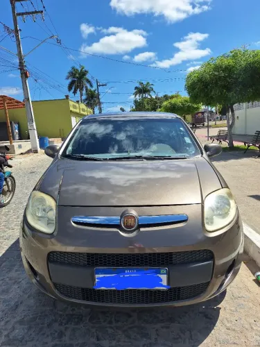 Fiat Palio Attractive 1.0 EVO Fire Flex 8V 5P 2013