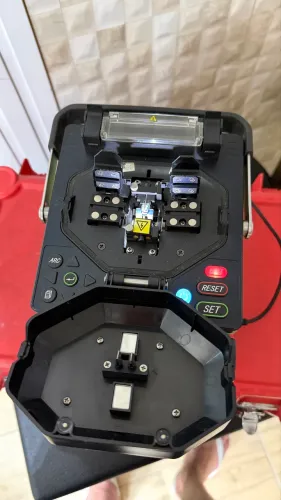 MÁQUINA FUSAO/OTDR/IDENTIFICADOR
