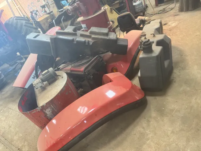 Peças para massey 7180