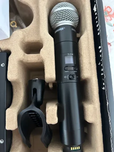 Microfone Shure SLX-D novinho, comprado em Curitiba com nota fiscal da loja, o