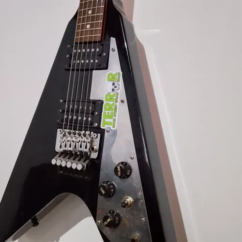 Guitarra flying V