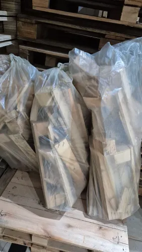 Lenha de madeira eucalipto fracionado em embalagens de 30L, entrega rápida com taxa.