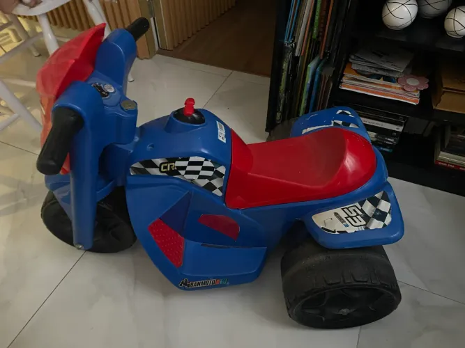 Moto Elétrica Infantil Ban 2 Marchas 6V - Bandeirante