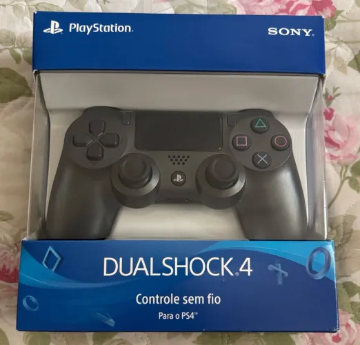 Controle para PS4 dualshock cinza pouquíssimo usado