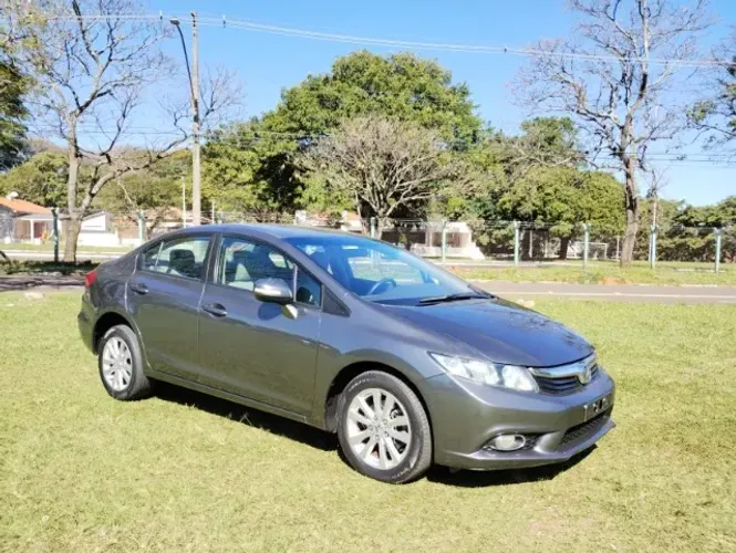 Honda Civic Sedan LXR 2.0 Flexone 16V Aut. 4P 2014