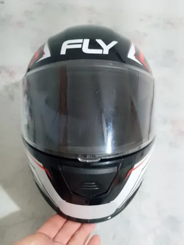 Capacete
