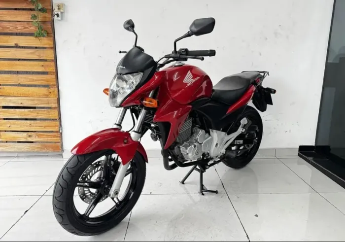 CB 300 /2014