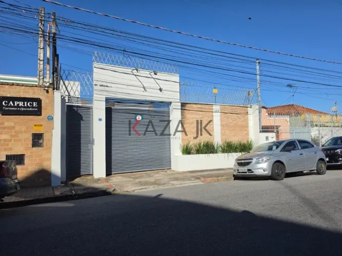 Comprar/vendo: Casa térrea de uso comercial / salão com 274 m² à venda na Vila Joana, Jund