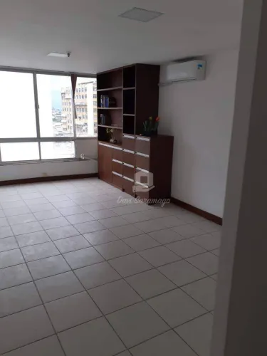 Sala Comercial à venda no Centro de Niterói