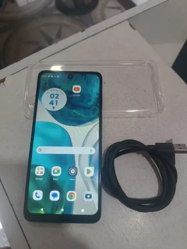 Moto g52 128 GB bem conservado câmera impecável bateria duradoura faço entrega