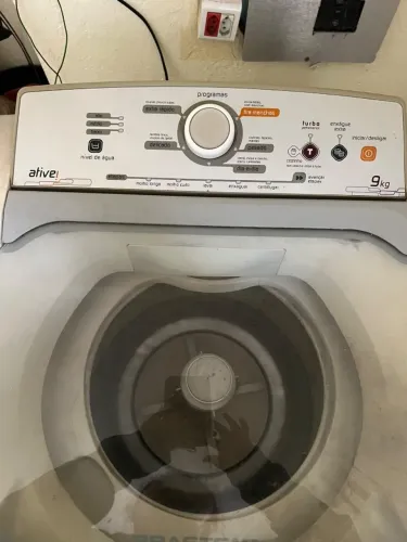 MÁQUINA DE LAVAR 9KG