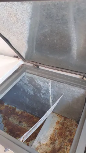 Freezer horizontal