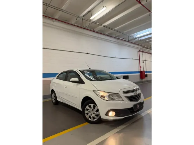 Chevrolet Prisma Sed. LT 1.0 8V Flexpower 4P 2015