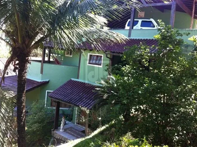 ESTRADA CARETANO MONTEIRO - BELA CASA DUPLEX - 4 QUARTOS(SUÍTE) - 4 VAGAS - JBIC : 65328
