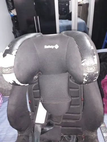 Cadeirinha Multifix, 0 a 36kg, com Isofix - Safety 1st, cor Black Urban