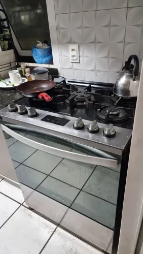 Vendo fogão brastemp inox 5 bocas