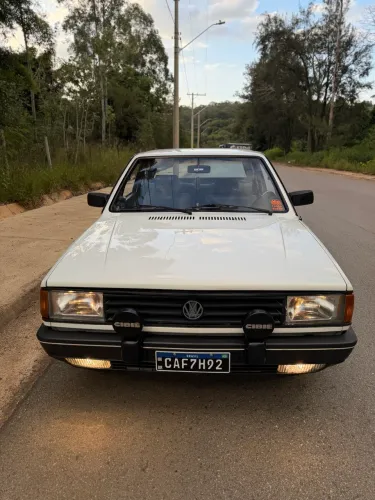 Volkswagen Voyage GL/ Special 1.6/ 1.8 (álcool) 1989