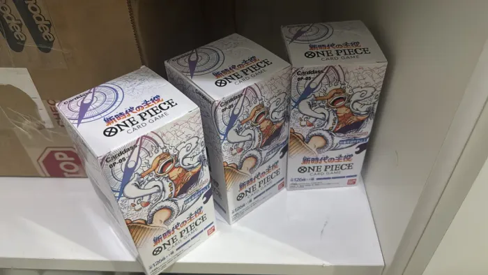 3 OP05 japonesa lacrada + ultra premium Charizard lacrada inglês germano