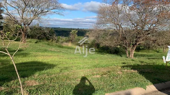 VENDE-SE Lote em condomínio NO PORTAL DA SERRA - MARÍLIA/SP