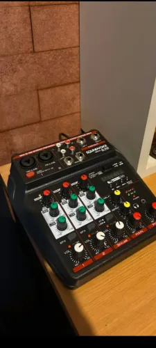 Mesa de som 4 canais SOUND VOICE MC-4 BT