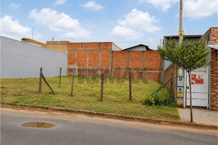 Terreno 160m² à venda em Jardim São Caetano, Rio Claro - SP!