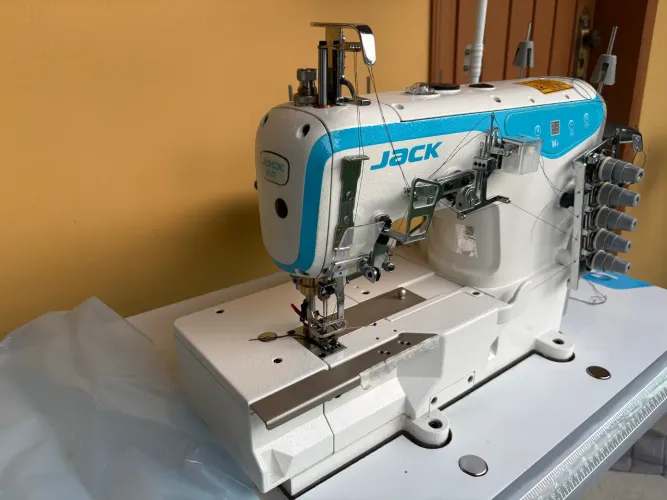 Máquina de costura industrial galoneira/conertura