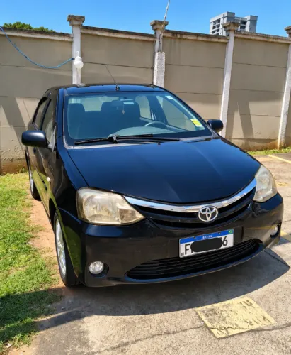 Toyota Etios XLS Sedan 1.5 Flex 16V 4P Mec. 2013