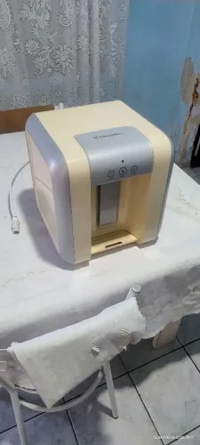 Vendo bebedor de água 