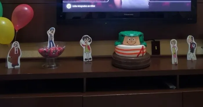 Kit Festa (Chaves) Biscuit