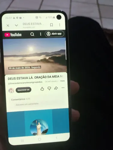 Vendo um Galaxy S10e 