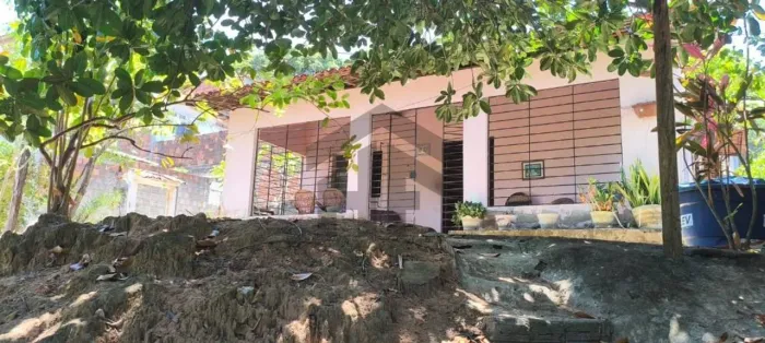 Casa de 200m² à venda, com 2 quartos, localizada em Cidade Tabajara, Olinda - Pernambuco.