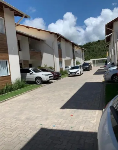 ? Excelente Apartamento de 3 Quartos para Alugar no Mundai!