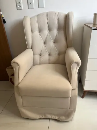 Poltrona de amamentação