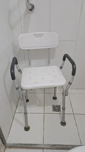 Cadeira de banho para idoso ajustavel