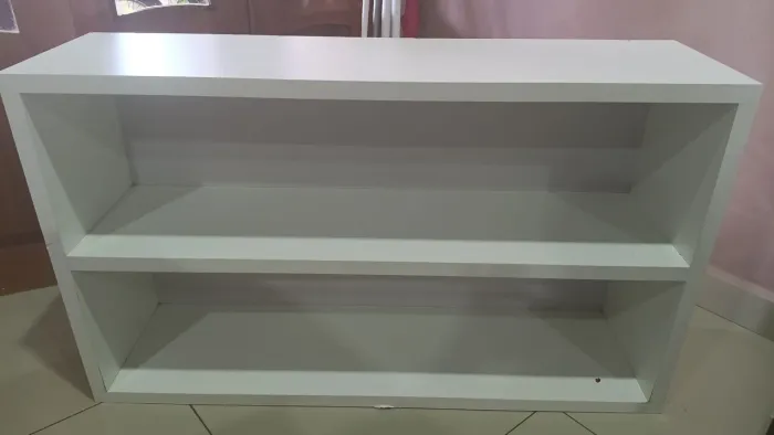 Móvel branco em MDF