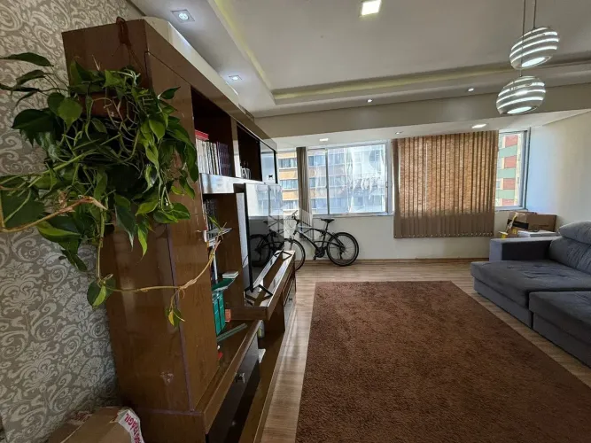 Apartamento para comprar no Centro de Porto Alegre com 3 dormitórios