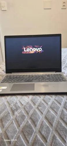 Notebook semi novo