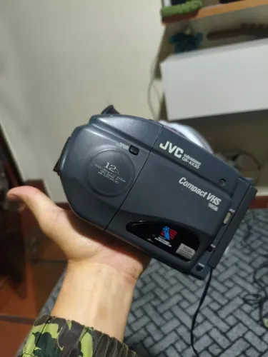 Filmadora JVC do tipo  Compacto Vhs
