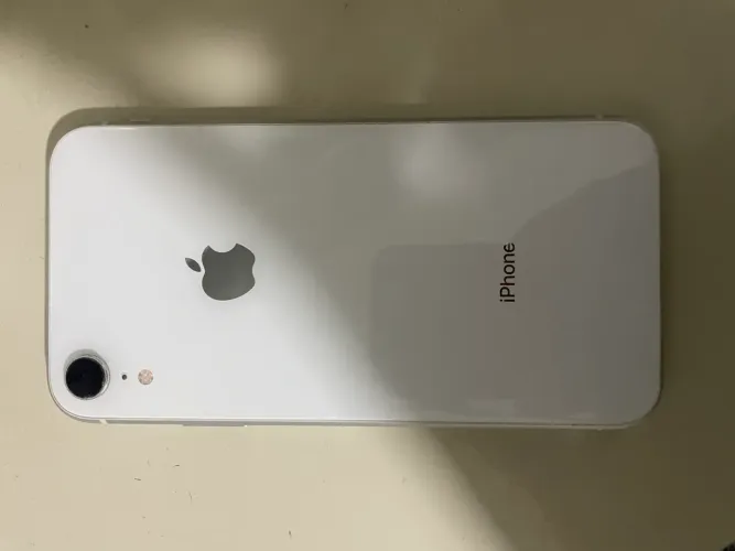 iPhone XR 128GB