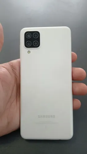 Samsung A12