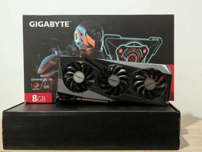 Placa AMD Gigabyte RX7600