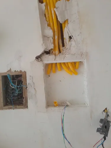 Preciso de eletricistas