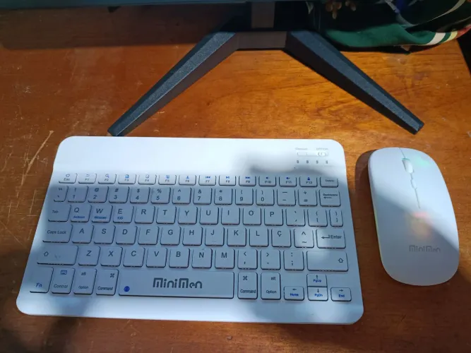 Mouse e teclado ultrafino sem fio