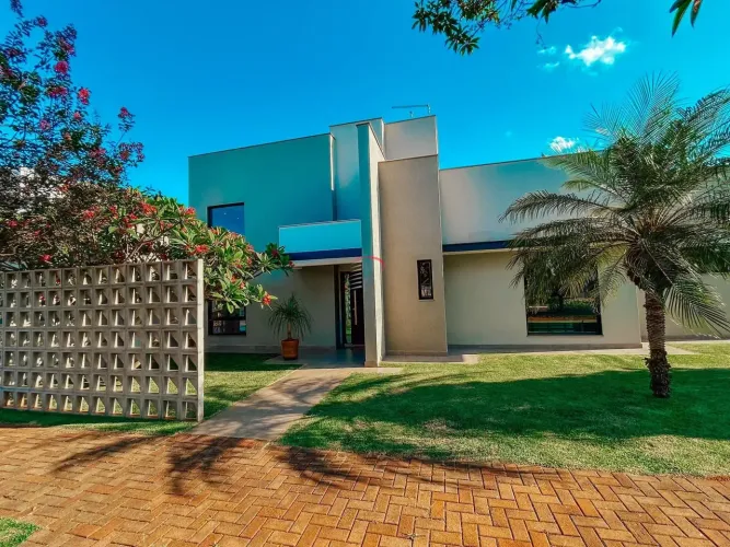 Condomínio Bela Manhã - Casa Térrea para Venda com 3 suites, 4 Vagas - Terra Bonita, Londr