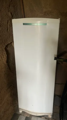 Geladeira Consul 261L - Retirada de Peças