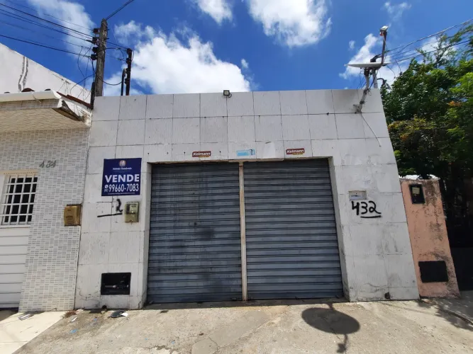 CASA NA PONTA DA TERRA LOTE 5x26m ESCRITURADA E REGISTRADA SÓ A VISTA