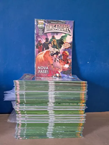 Vingadores - do 1 ao 49 - todas lida apenas 1x e conservadas em plasticos